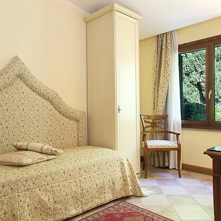 St. Andrew's Garden 5*