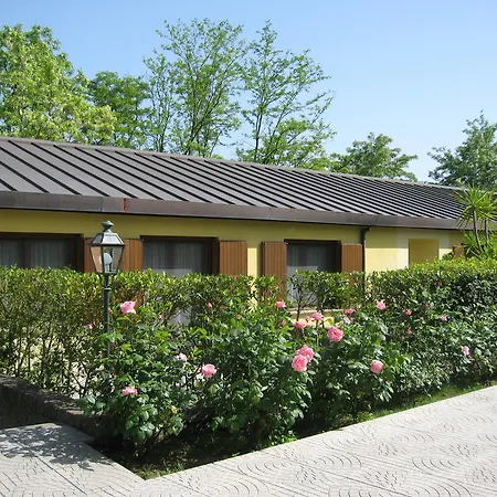 アパートホテル St. Andrew's Garden